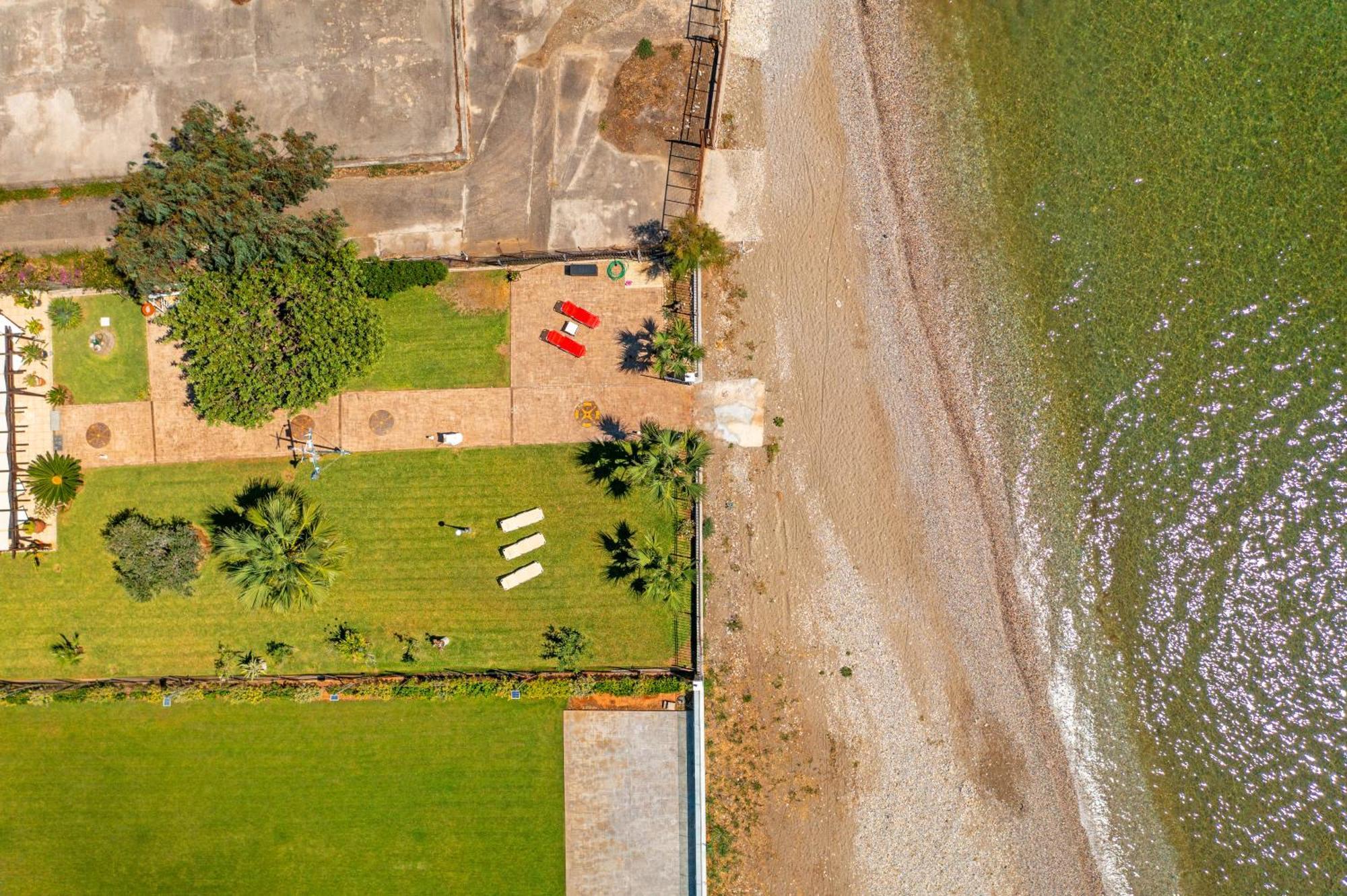 Maria'S Mansion 3 M From The Sea Villa Marathón Buitenkant foto